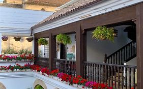 Suites La Posada De Pilar